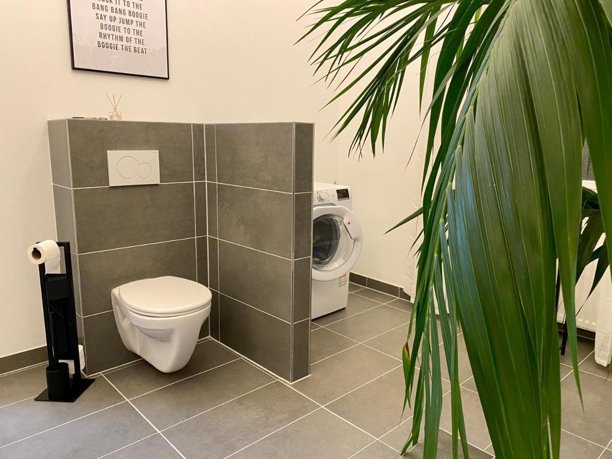 Appartamento Direct Moselle view 200m² 4 SZ 10Pers Terrace Sankt Aldegund Esterno foto